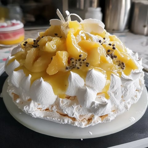 Pavlova glacée vanille fruits jaunes